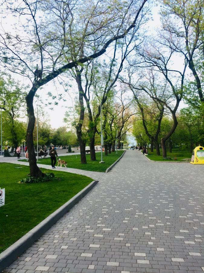 Апарт готель Однокомнатная квартира Одеса Екстер'єр фото